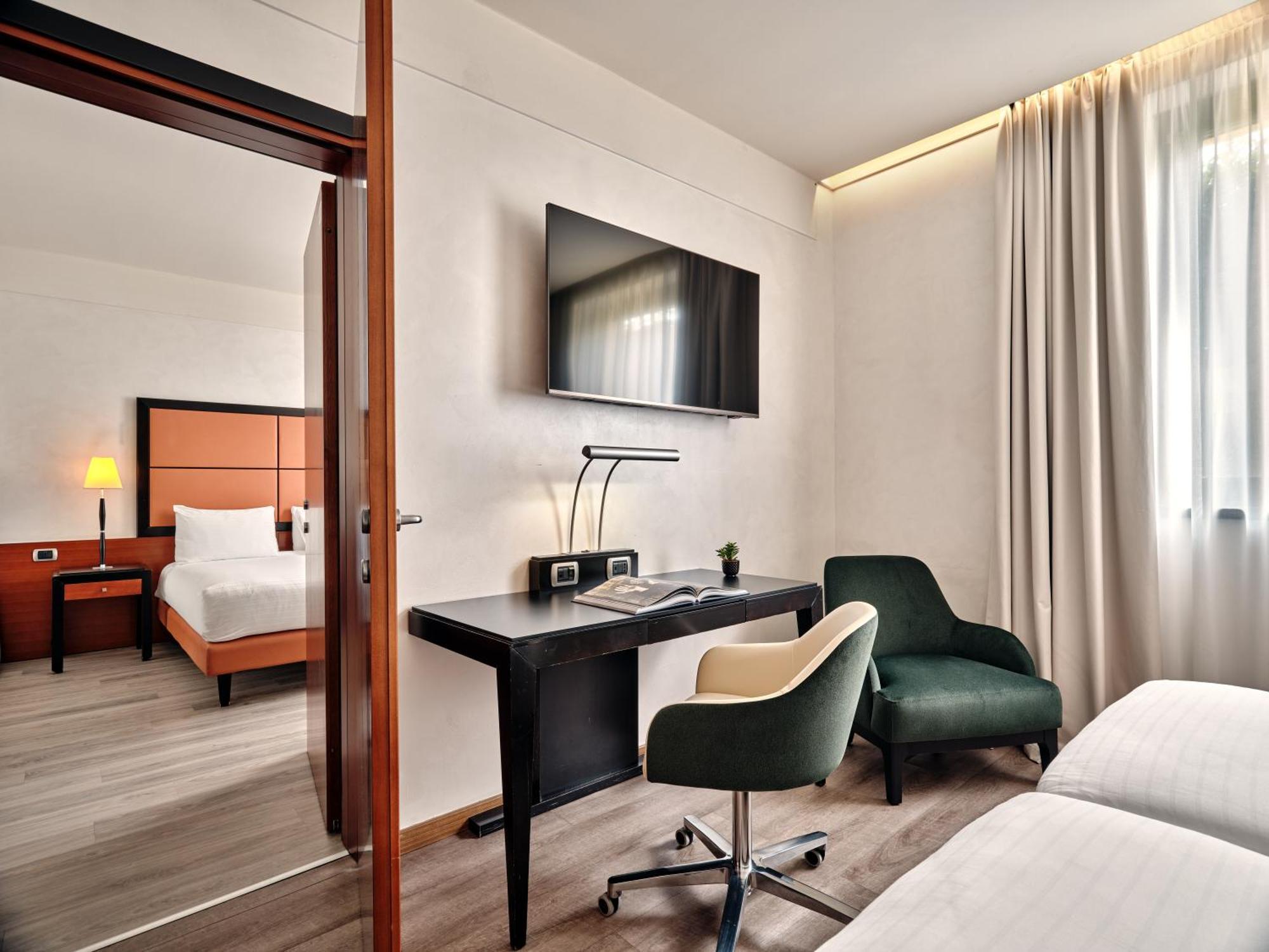 Crowne Plaza Milan - Malpensa Airport, An Ihg Hotel Case Nuove  Exterior foto