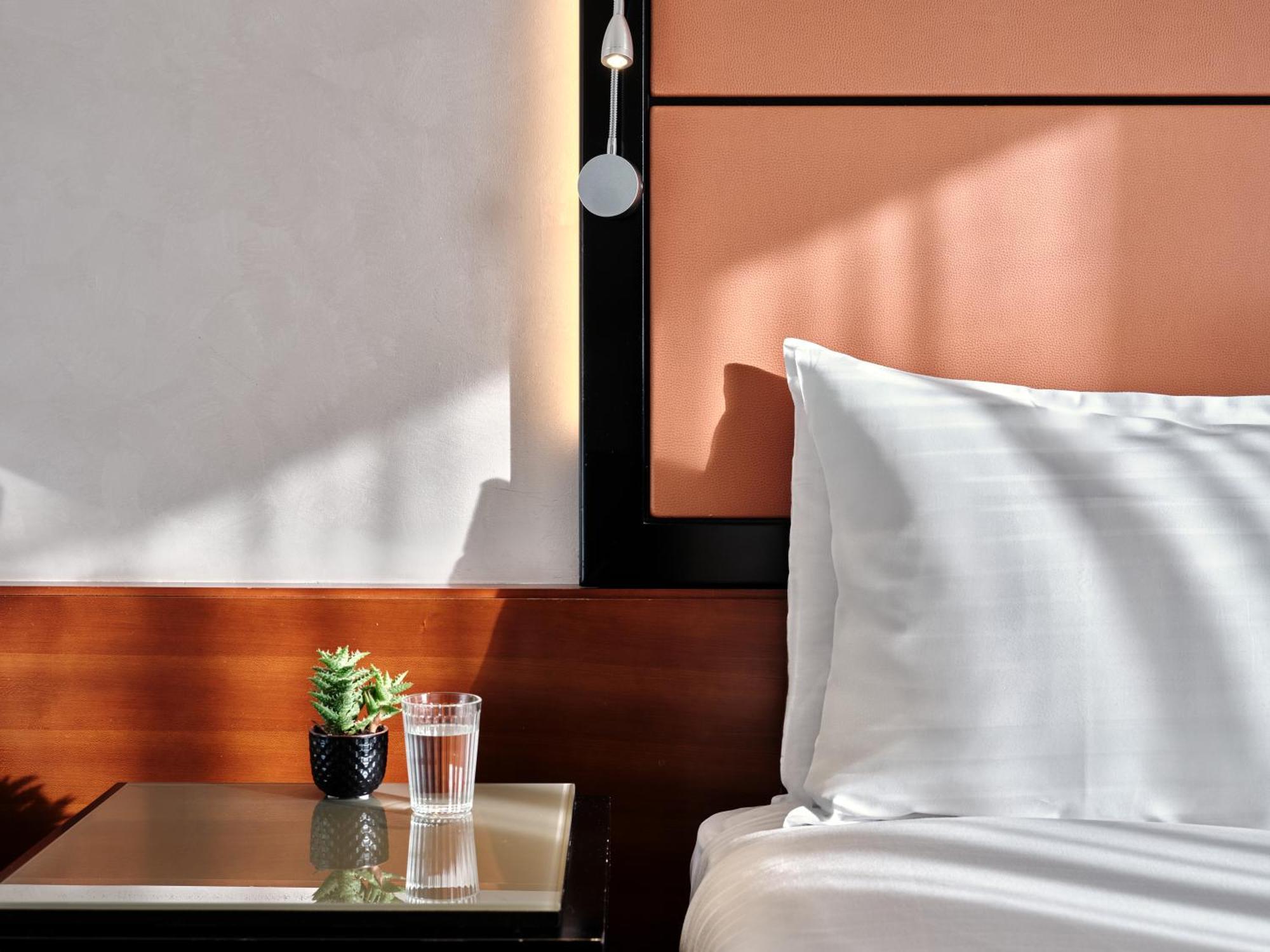 Crowne Plaza Milan - Malpensa Airport By Ihg Hotel Case Nuove  Exterior foto