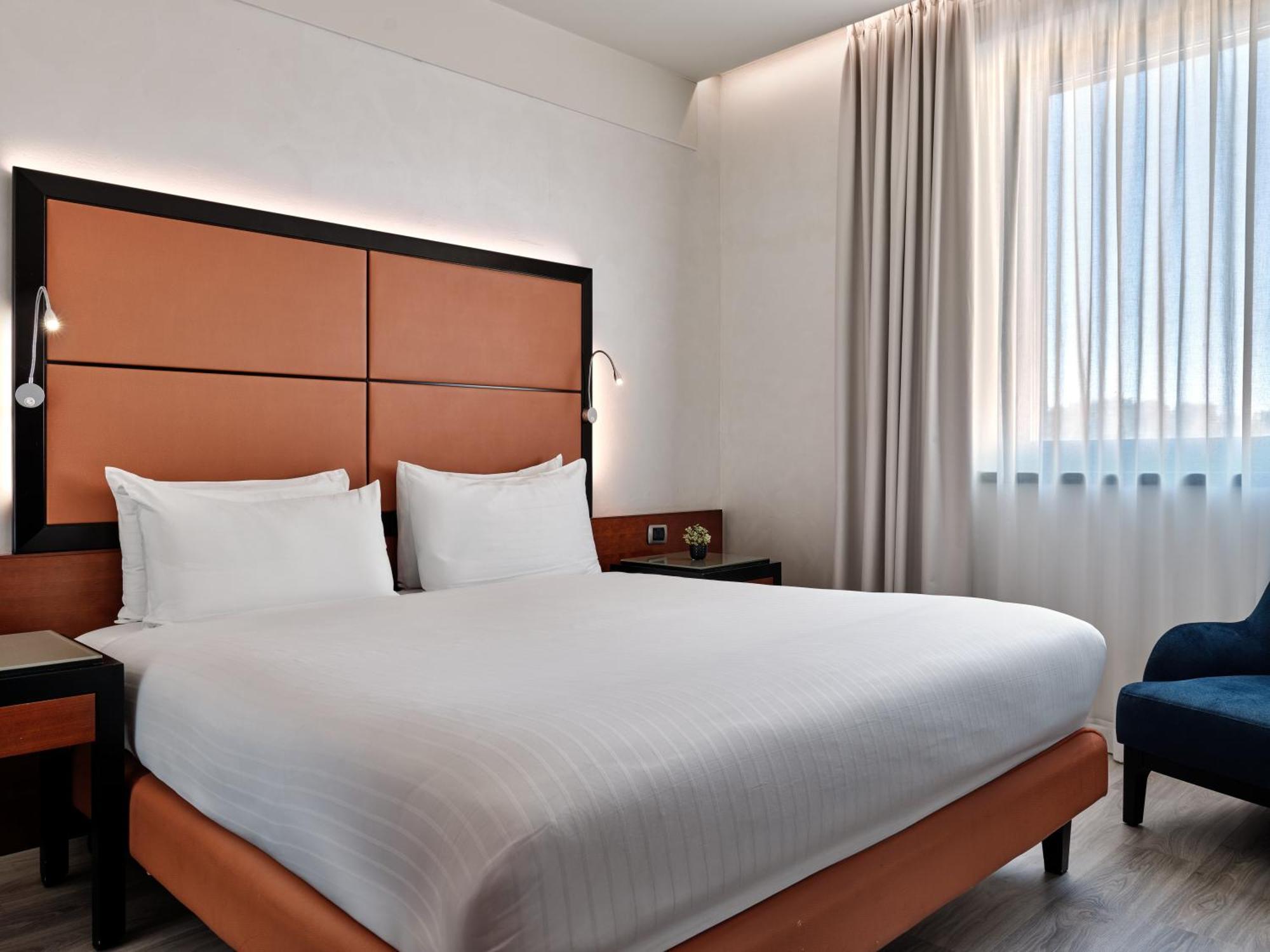 Crowne Plaza Milan - Malpensa Airport, An Ihg Hotel Case Nuove  Exterior foto