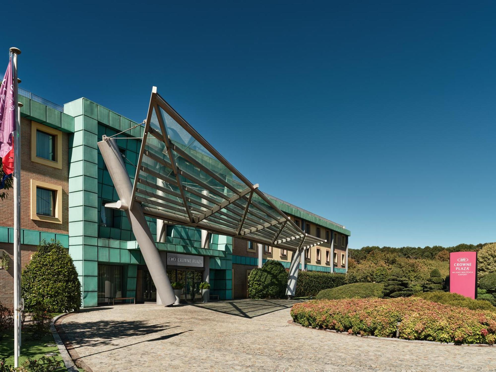 Crowne Plaza Milan - Malpensa Airport By Ihg Hotel Case Nuove  Exterior foto